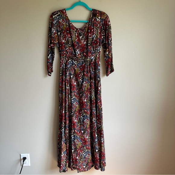 Vintage All That Jazz Print Scoop Neck Maxi Dress - Picture 7 of 12